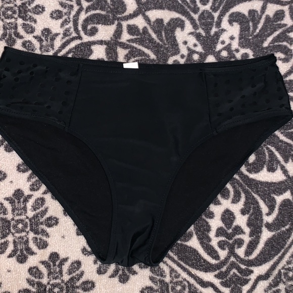 🏖️🌴 Black Bikini - Picture 3 of 5